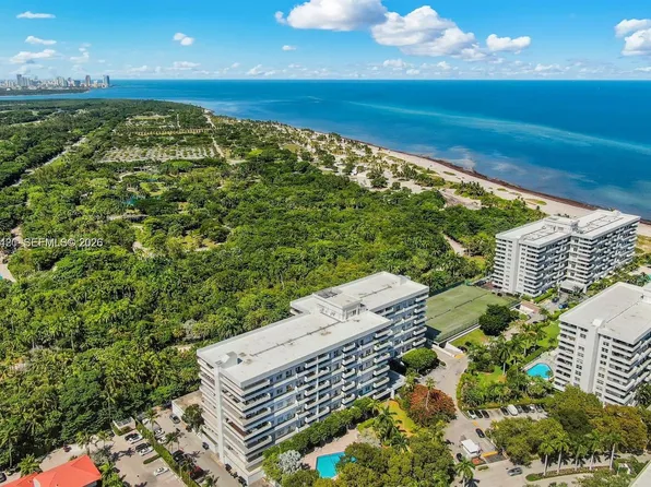 155 Ocean Lane Dr APT 413, Key Biscayne, FL 33149