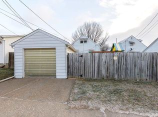114 S Birchwood Ave, Davenport, IA 52802