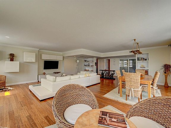 4th image of 525 N Ocean Boulevard #T-2
