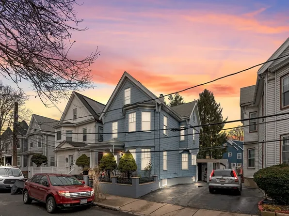 31 Gilman St, Somerville, MA 02145