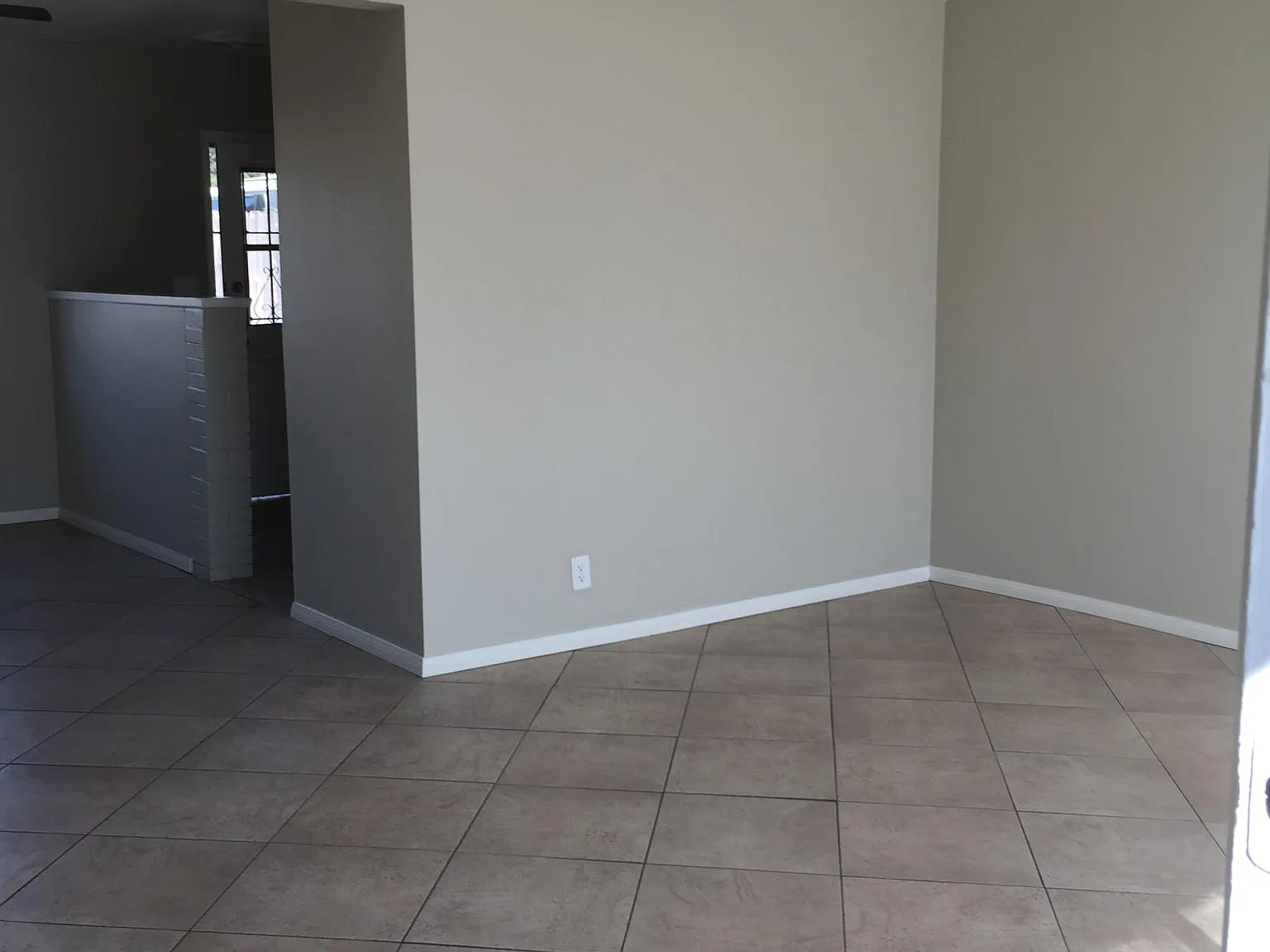 7849 Sorensen Ave — Photo 2