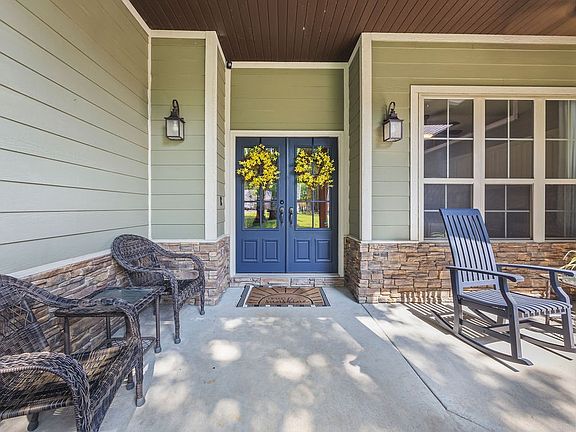 4th image of 26 Primrose Ln