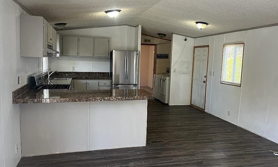2875 N Hill Field Rd TRAILER 53, Layton, UT 84041 Zillow