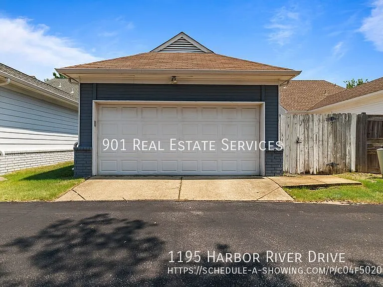 1195 Harbor River Dr — Photo 30