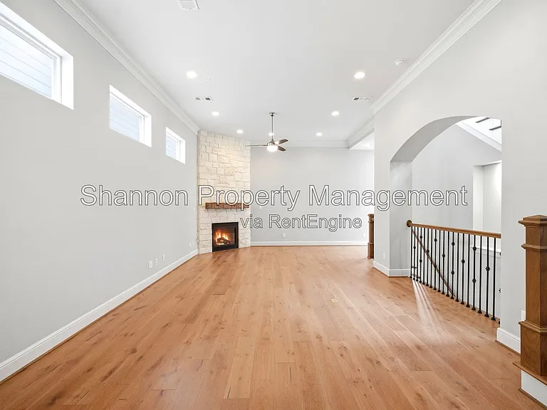 1204 W 16th St #B — Photo 16