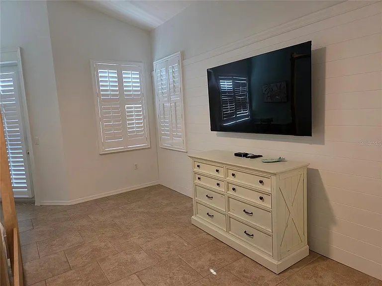 6339 Rookery Cir — Photo 15