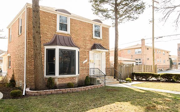 2nd image of 4017 N Plainfield Ave