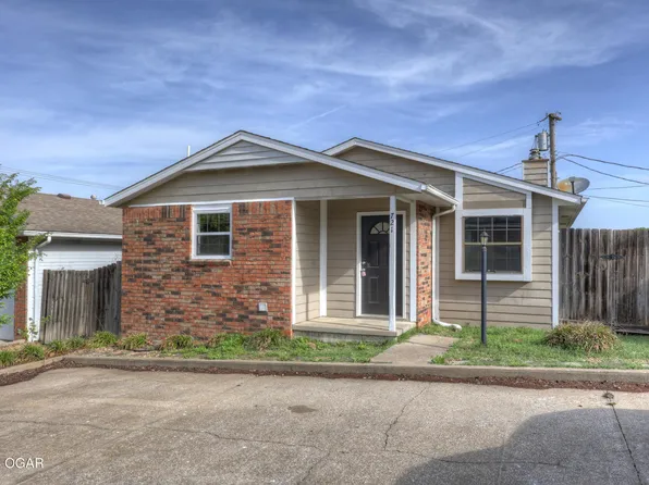 721 W 31st Ter, Joplin, MO 64804