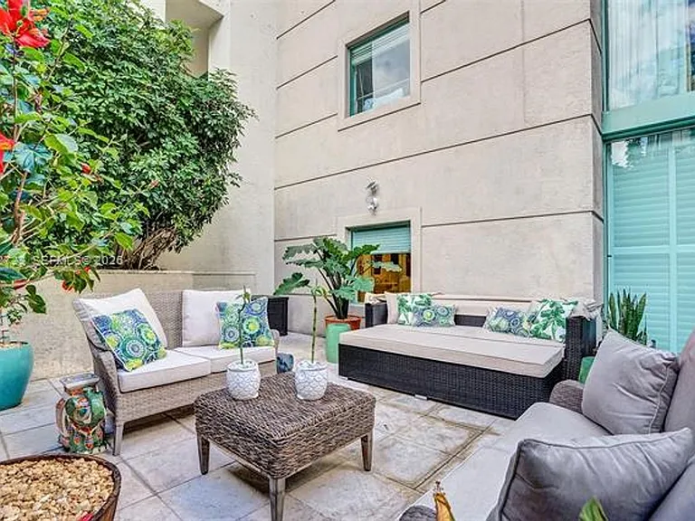 3400 SW 27th Ave #206 — Photo 15
