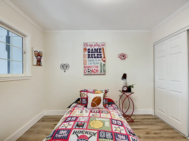147 Wisteria Dr — Photo 25