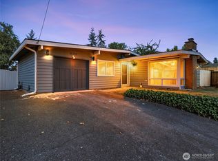 24704 21st Ave S, Des Moines, WA 98198