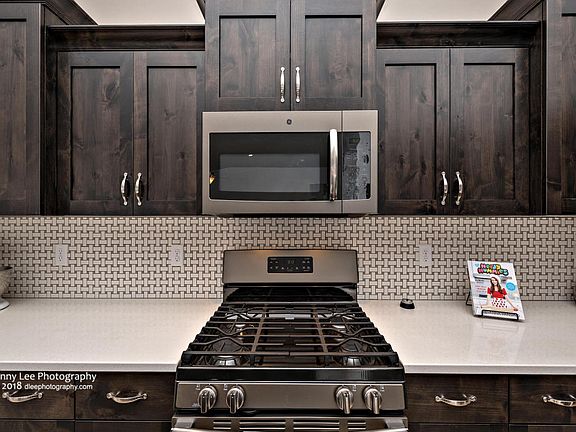 4th image of 3150 E Delany Dr
