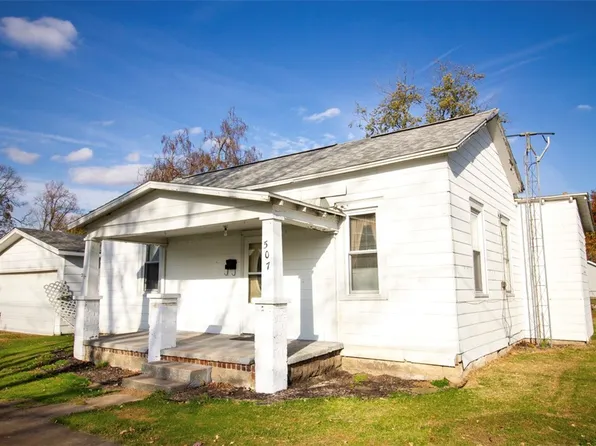 507 N 5th St, Marshall, IL 62441