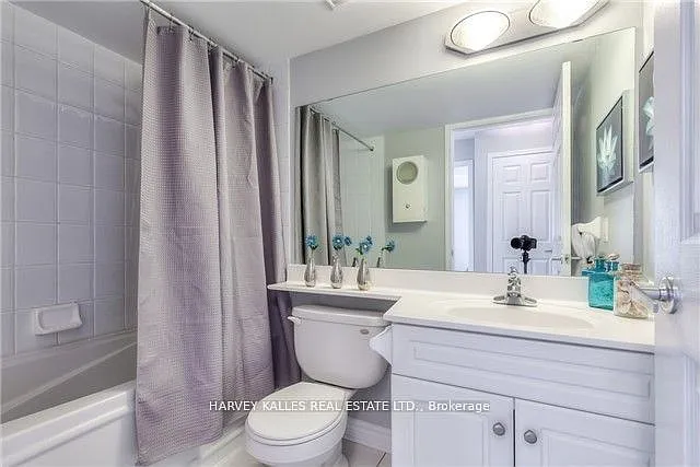 19 Barberry Pl #703 — Photo 12