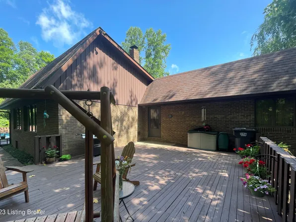 638 S County Road 900 W, Holton, IN 47023