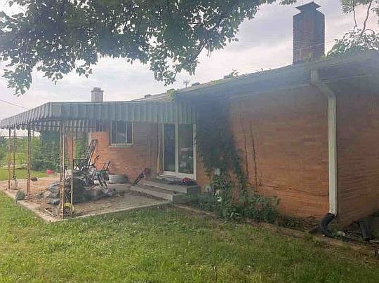 2nd image of 2421 Morning Star Dr