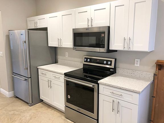 5th image of 2089 SE Glen Ridge Dr