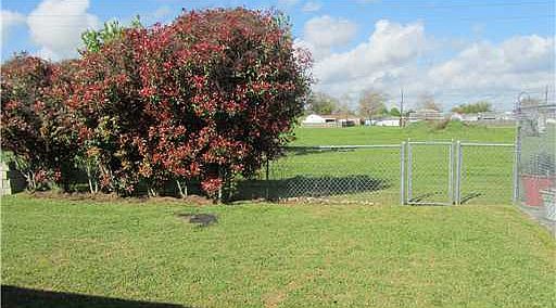4th image of 364 Firethorn Dr