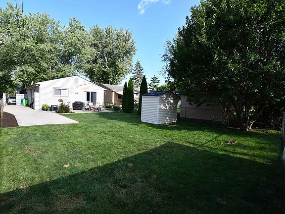 2nd image of 39675 Camp St #5