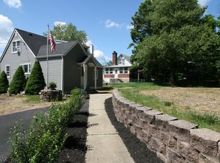 317 Espanong Rd, Lake Hopatcong, NJ 07849