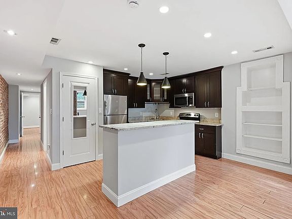4th image of 624 9th St NE #B