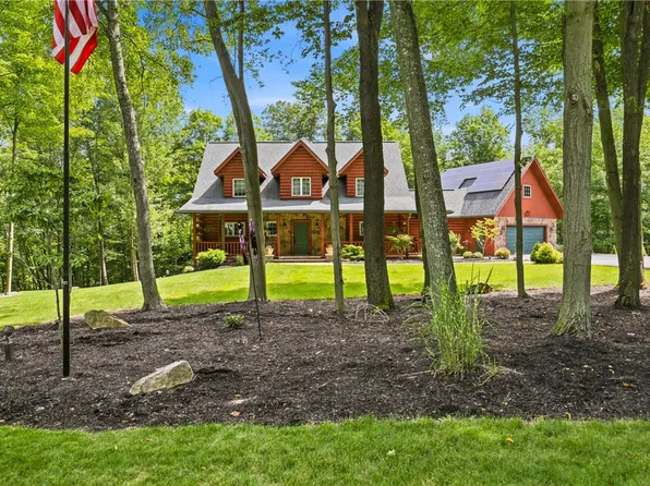 824 S Shore Trl, Central City, PA 15926