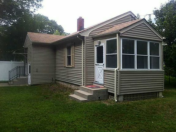 2nd image of 33 Mary Ave