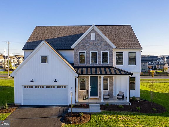 2nd image of 313 Iron Valley Dr