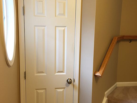 Entry way closet