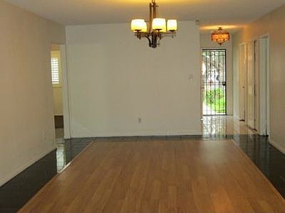 4th image of 2922 Dalton Ave