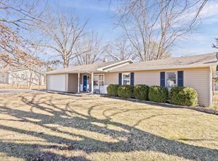 104 Willowbrook Dr, Hallsville, MO 65255
