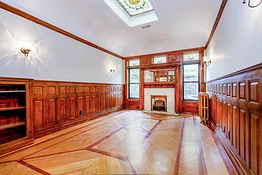 Sold by Avenue Sotheby's International Realty