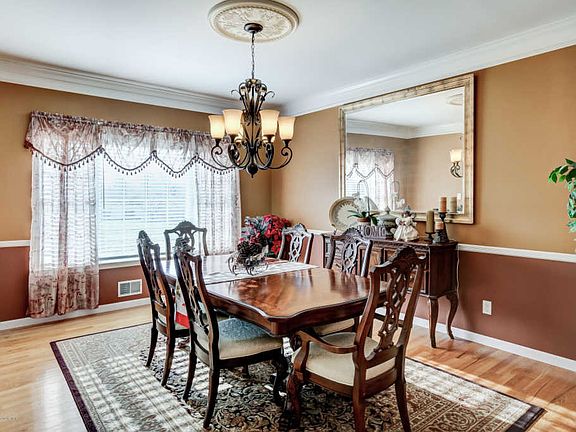 5th image of 764 Jacqueline Ct