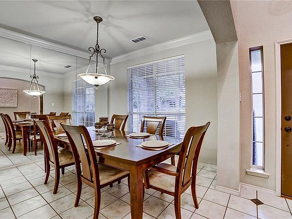 4th image of 2051 Ashbourne Dr