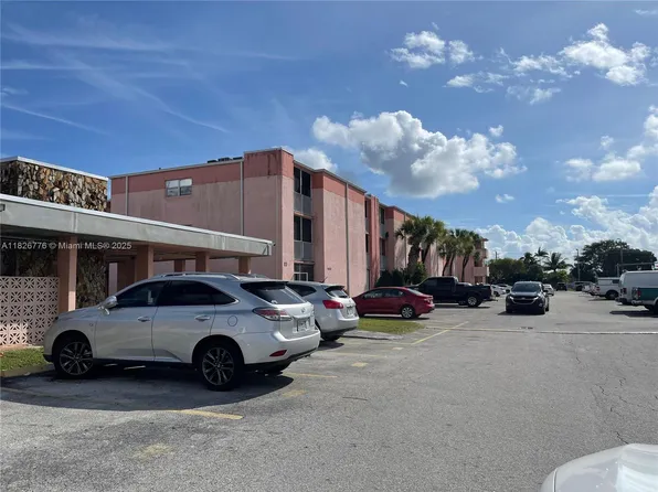 19729 SW 114th Ave APT 251, Miami, FL 33157