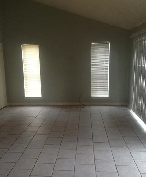 8646 Gsri Ave — Photo 2