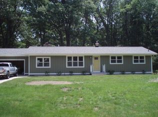 375 Greenwood Ave, Holland, MI 49424