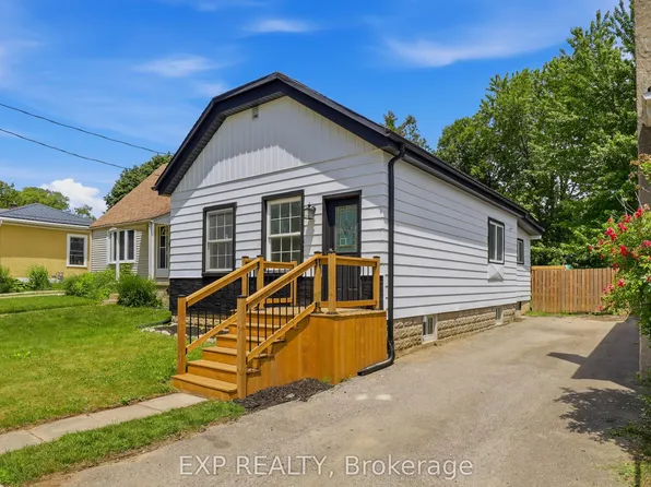 134 Sterling St, London, ON N5Y 1Y8