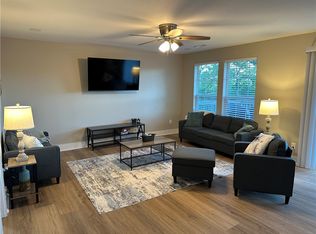 11684 Dogwood Dr, Garfield, AR 72732