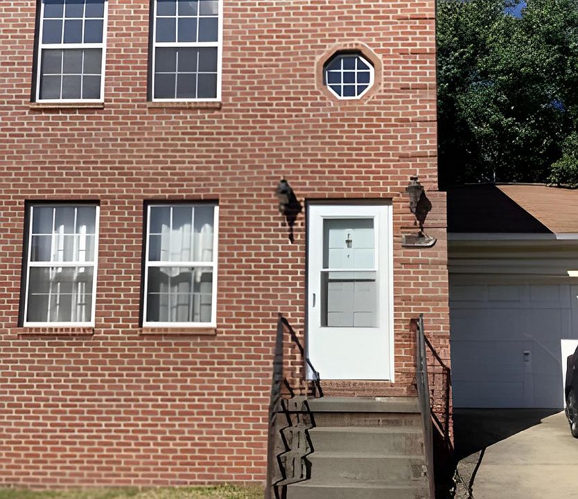 1st image of 1000 Elkins Dr