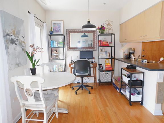 4th image of 1222 Chicago Ave APT 505