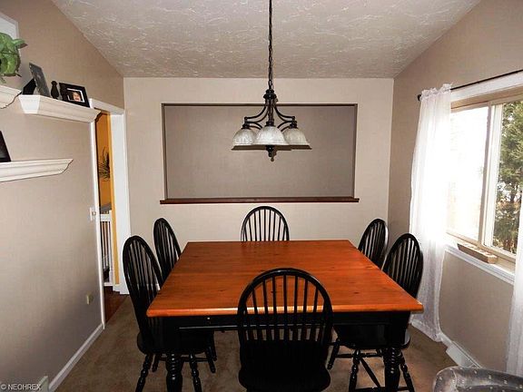 5th image of 277 Hunter Ave