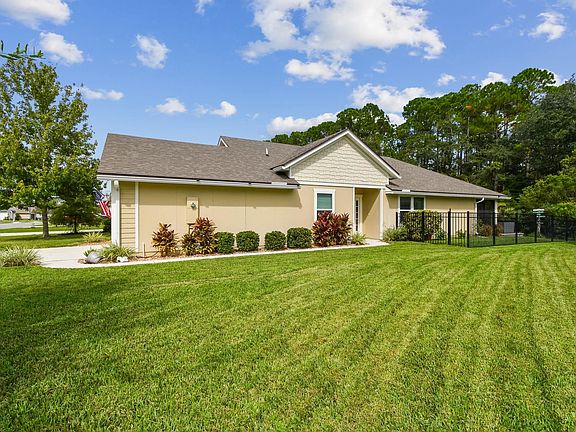 5th image of 180 Sawmill Landing Dr