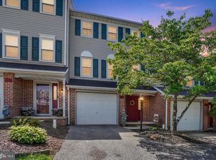 765 Robin Hill Cir, York, PA 17404