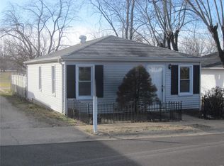 16 W 2nd St, Gerald, MO 63037