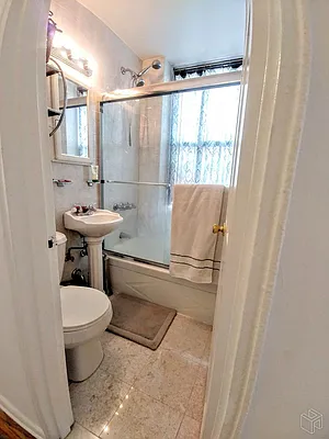 Rented by Halstead Real Estate | media 15