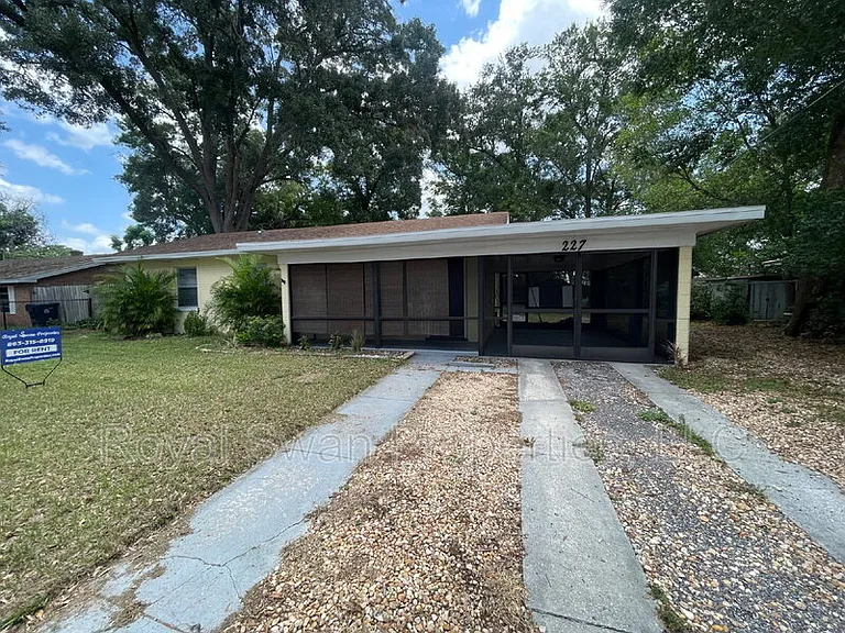 227 Palm Ave — Photo 3