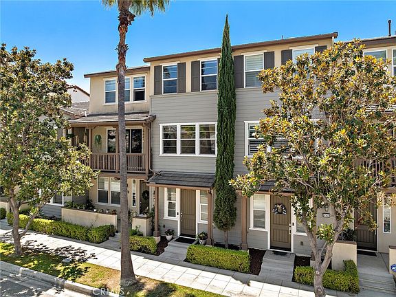 3rd image of 806 E Promenade Unit C