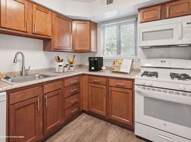 Hamilton Springs Apartments