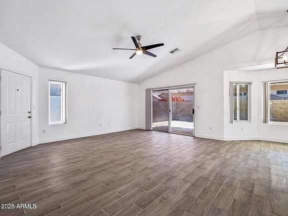 5th image of 4605 E SCOTT Avenue